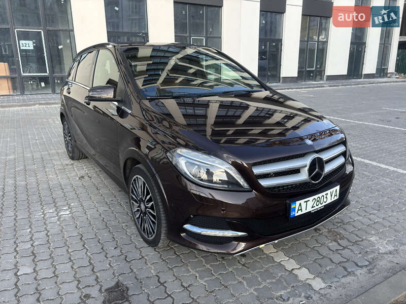 Хетчбек Mercedes-Benz B-Class 2015 в Івано-Франківську