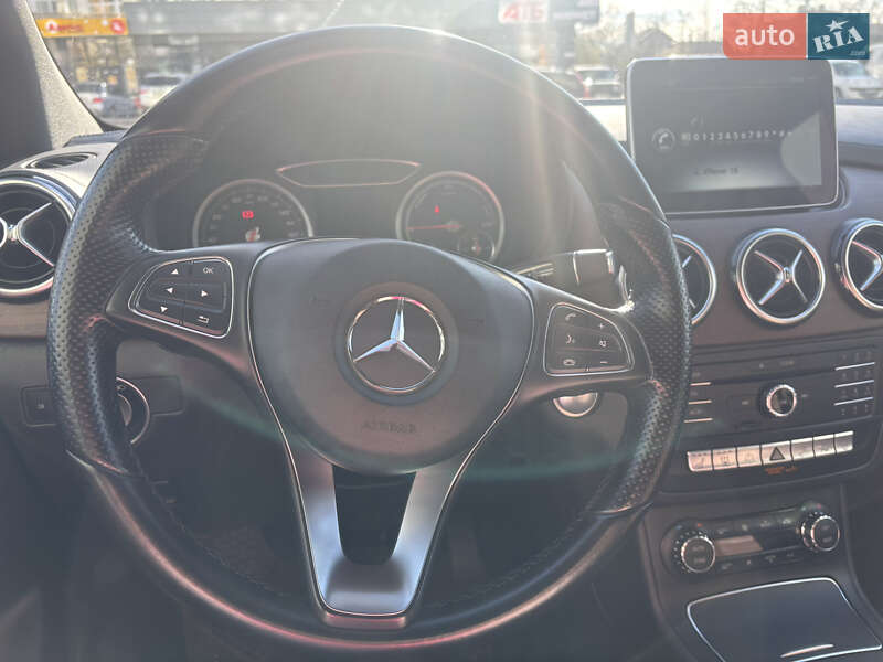 Хетчбек Mercedes-Benz B-Class 2015 в Івано-Франківську