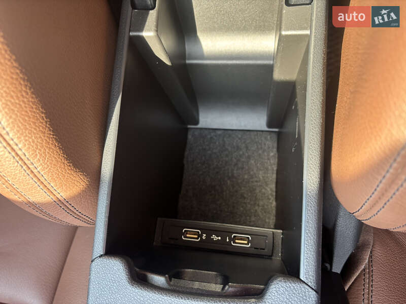 Хетчбек Mercedes-Benz B-Class 2015 в Івано-Франківську