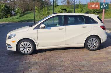 Хетчбек Mercedes-Benz B-Class 2017 в 