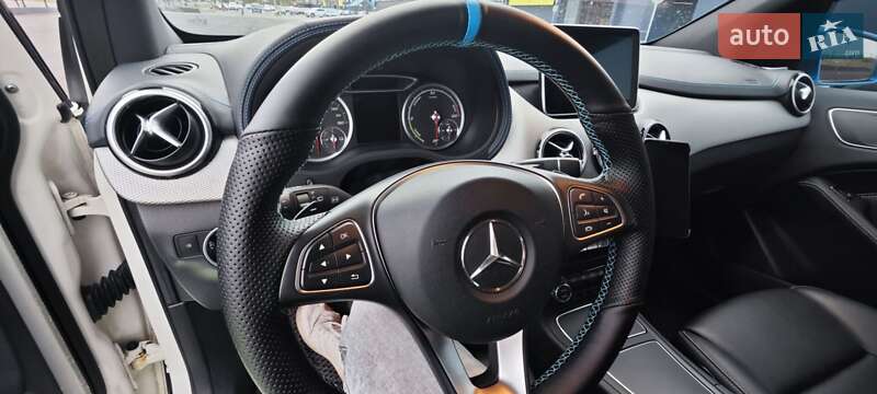 Хэтчбек Mercedes-Benz B-Class 2015 в Чернигове