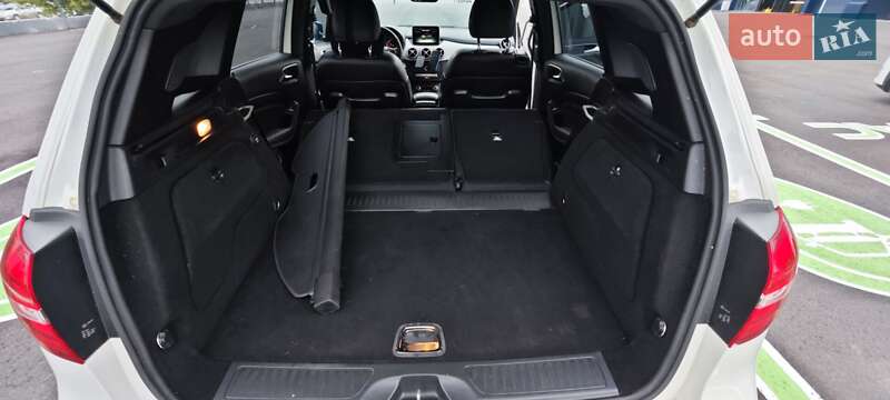 Хэтчбек Mercedes-Benz B-Class 2015 в Чернигове