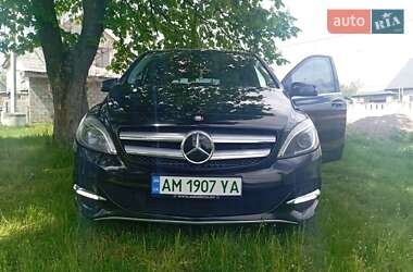 Хэтчбек Mercedes-Benz B-Class 2015 в Коростене