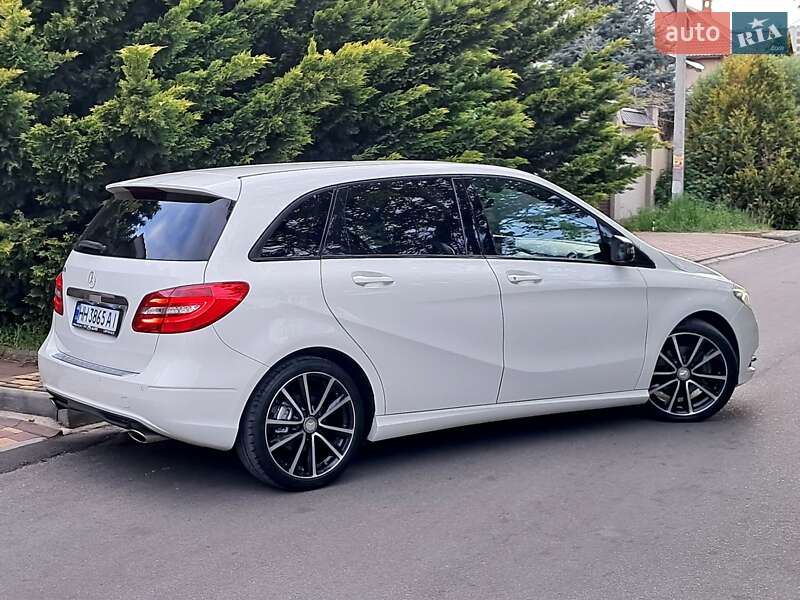 Хэтчбек Mercedes-Benz B-Class 2012 в Одессе фото 14 Хэтчбек Mercedes-Benz B-Class 2012 в Одессе