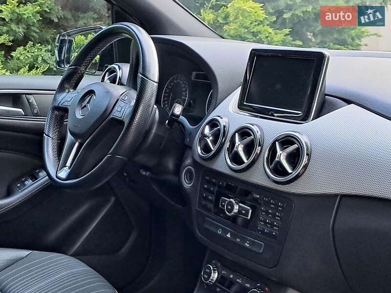 Хэтчбек Mercedes-Benz B-Class 2012 в Одессе фото 31 Хэтчбек Mercedes-Benz B-Class 2012 в Одессе