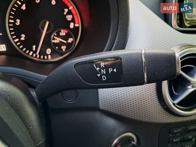 Хэтчбек Mercedes-Benz B-Class 2012 в Одессе фото 50 Хэтчбек Mercedes-Benz B-Class 2012 в Одессе