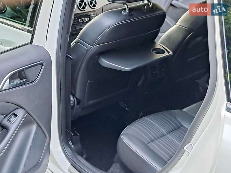 Хэтчбек Mercedes-Benz B-Class 2012 в Одессе фото 54 Хэтчбек Mercedes-Benz B-Class 2012 в Одессе