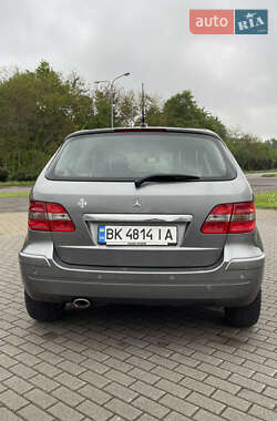 Хетчбек Mercedes-Benz B-Class 2008 в 