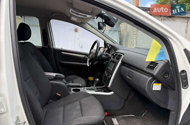 Хетчбек Mercedes-Benz B-Class 2011 в 