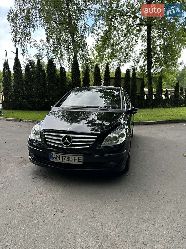Хетчбек Mercedes-Benz B-Class 2007 в 