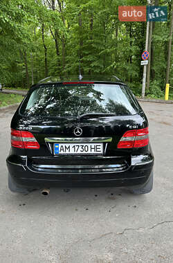 Хетчбек Mercedes-Benz B-Class 2007 в 