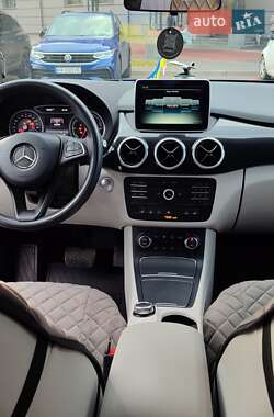 Хэтчбек Mercedes-Benz B-Class 2015 в 