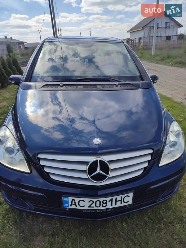 Mercedes-Benz B-Class
