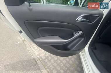 Хэтчбек Mercedes-Benz B-Class 2014 в 