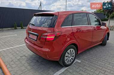 Хэтчбек Mercedes-Benz B-Class 2016 в 