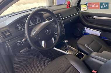 Хетчбек Mercedes-Benz B-Class 2010 в 