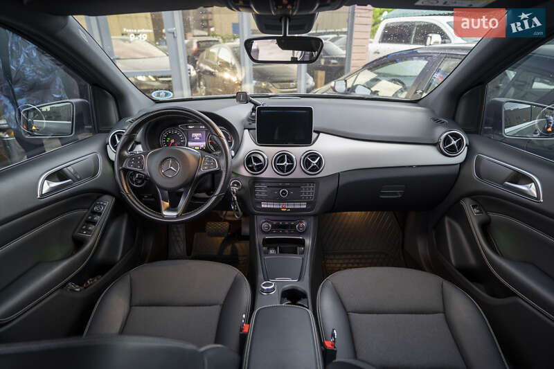 Хэтчбек Mercedes-Benz B-Class 2015 в Киеве