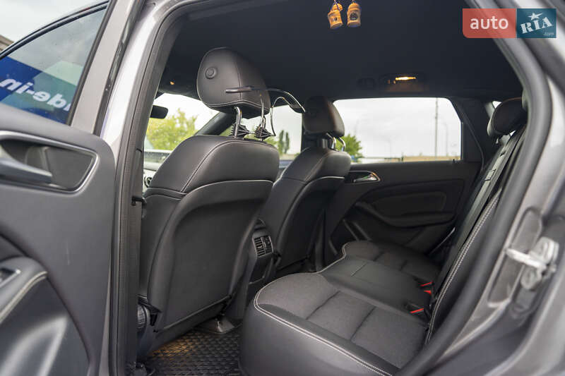 Хэтчбек Mercedes-Benz B-Class 2015 в Киеве