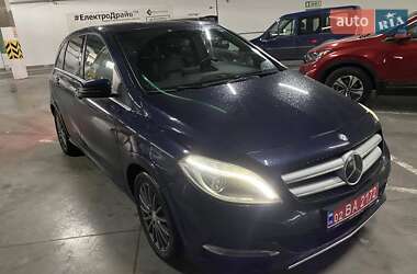 Хэтчбек Mercedes-Benz B-Class 2016 в Виннице