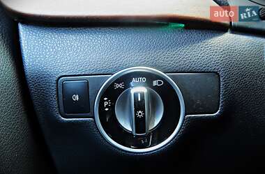 Хэтчбек Mercedes-Benz B-Class 2015 в 