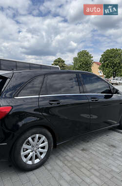 Хетчбек Mercedes-Benz B-Class 2013 в 