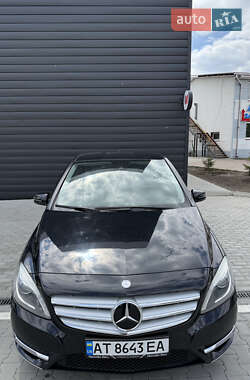 Хетчбек Mercedes-Benz B-Class 2013 в 