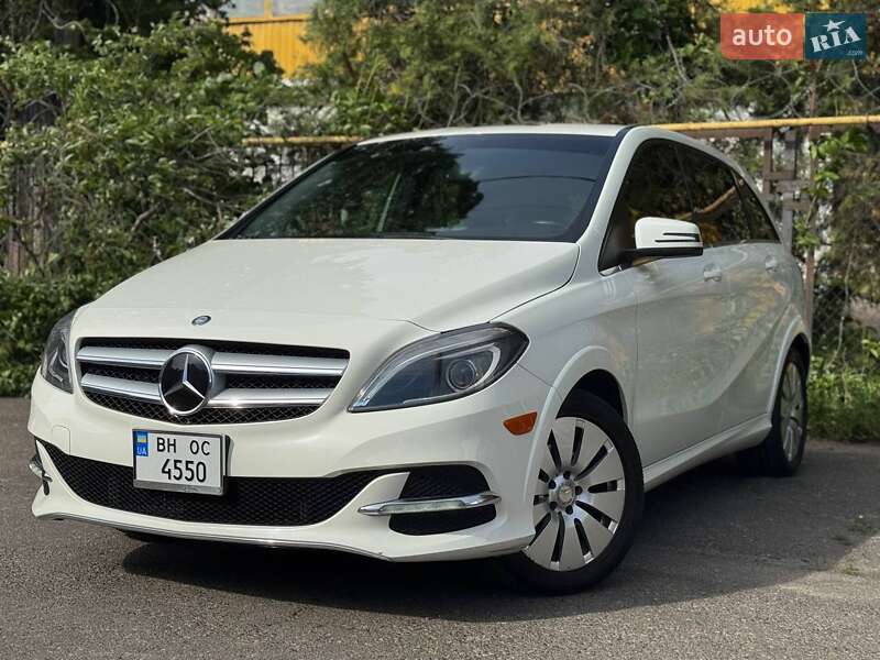 Хетчбек Mercedes-Benz B-Class 2014 в 