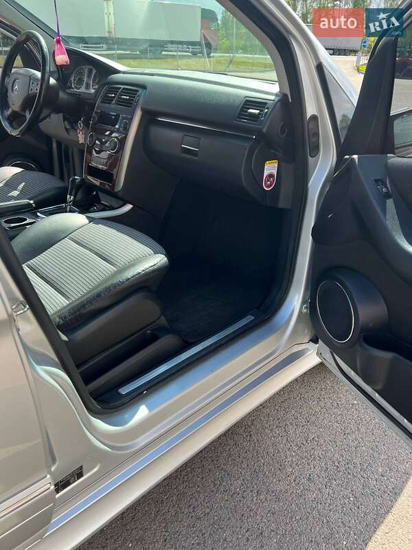 Хэтчбек Mercedes-Benz B-Class 2006 в Ковеле