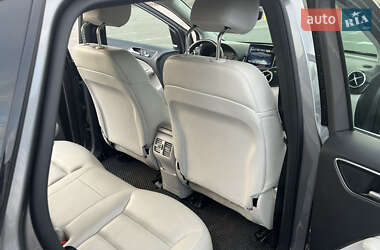 Хетчбек Mercedes-Benz B-Class 2017 в 