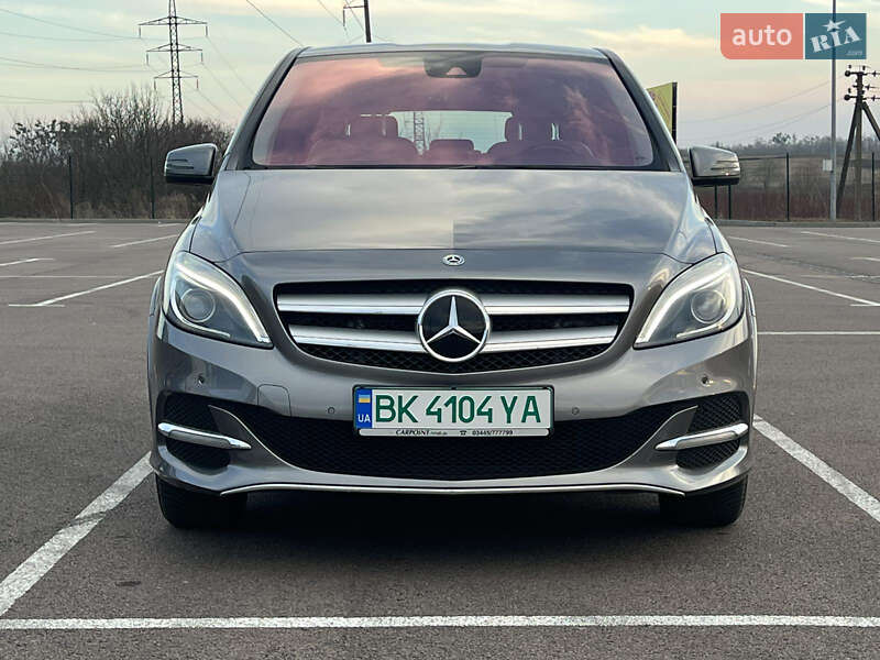 Хетчбек Mercedes-Benz B-Class 2017 в Рівному