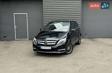 Хэтчбек Mercedes-Benz B-Class 2016 в Киеве
