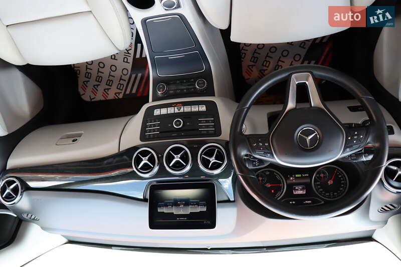 Хэтчбек Mercedes-Benz B-Class 2016 в Львове