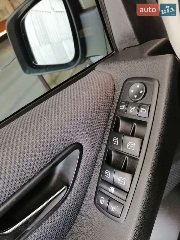 Хетчбек Mercedes-Benz B-Class 2009 в Сумах