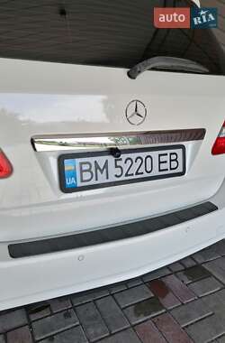 Хэтчбек Mercedes-Benz B-Class 2009 в 