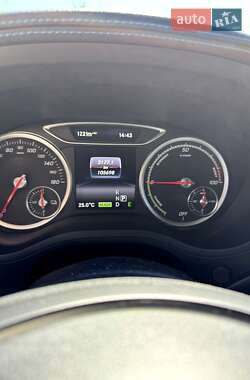 Хэтчбек Mercedes-Benz B-Class 2015 в 