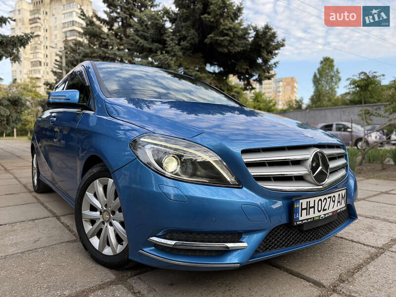 Хэтчбек Mercedes-Benz B-Class 2013 в Одессе