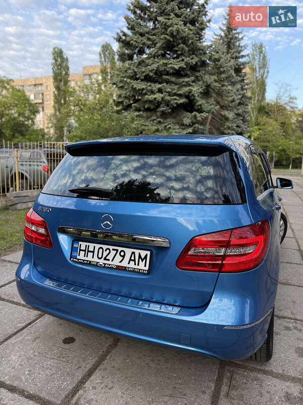 Хэтчбек Mercedes-Benz B-Class 2013 в Одессе