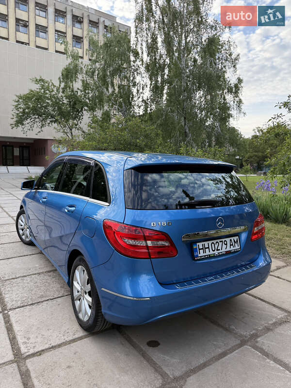Хэтчбек Mercedes-Benz B-Class 2013 в Одессе
