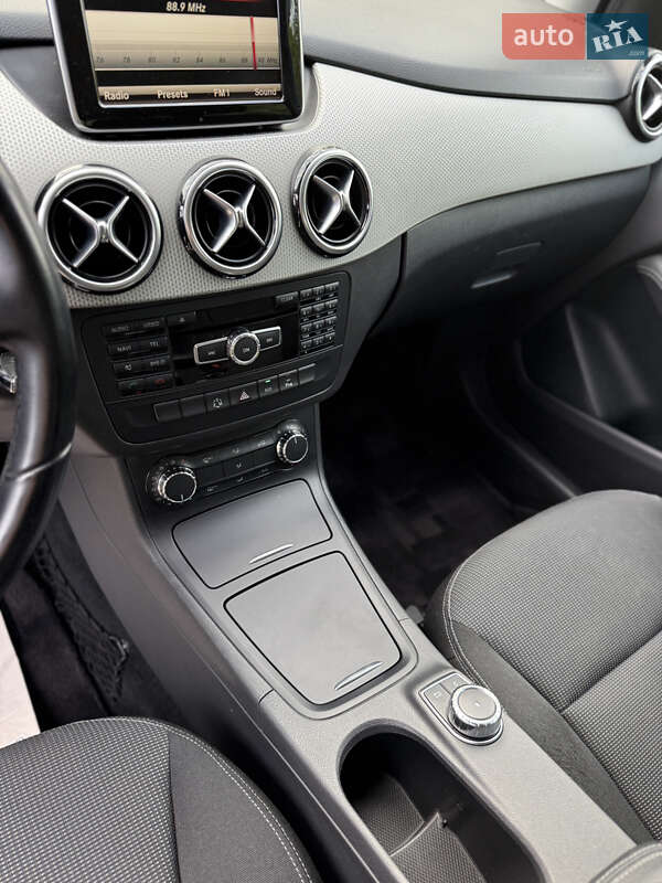 Хэтчбек Mercedes-Benz B-Class 2013 в Одессе
