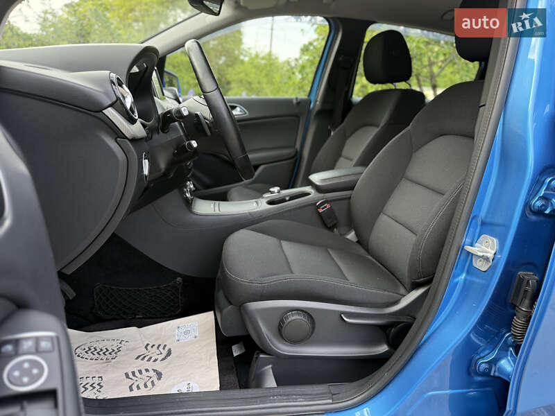 Хэтчбек Mercedes-Benz B-Class 2013 в Одессе