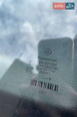 Хэтчбек Mercedes-Benz B-Class 2009 в 