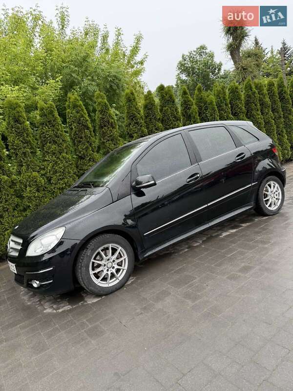 Хэтчбек Mercedes-Benz B-Class 2011 в Галиче фото 4 Хэтчбек Mercedes-Benz B-Class 2011 в Галиче