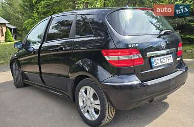Хетчбек Mercedes-Benz B-Class 2011 в 