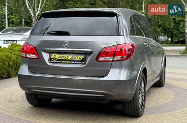 Хэтчбек Mercedes-Benz B-Class 2015 в 