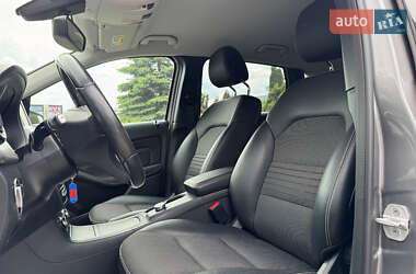 Хэтчбек Mercedes-Benz B-Class 2015 в 