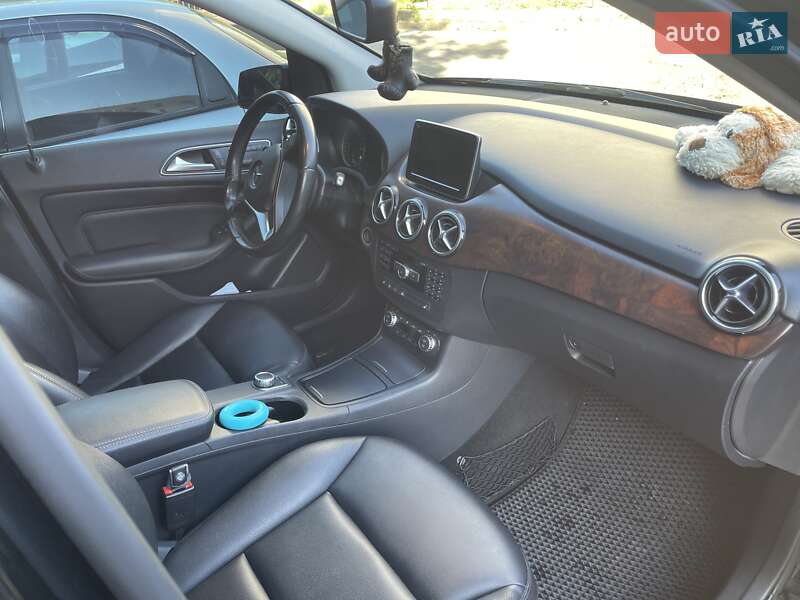 Хэтчбек Mercedes-Benz B-Class 2014 в Николаеве