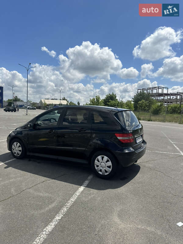 Хэтчбек Mercedes-Benz B-Class 2006 в Киеве