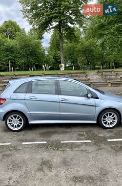 Хэтчбек Mercedes-Benz B-Class 2007 в 