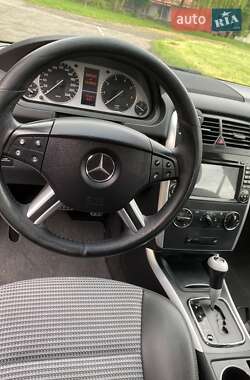 Хэтчбек Mercedes-Benz B-Class 2007 в 