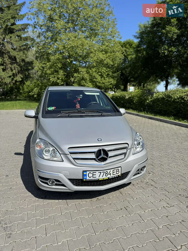 Хетчбек Mercedes-Benz B-Class 2008 в Чернівцях фото 2 Хетчбек Mercedes-Benz B-Class 2008 в Чернівцях